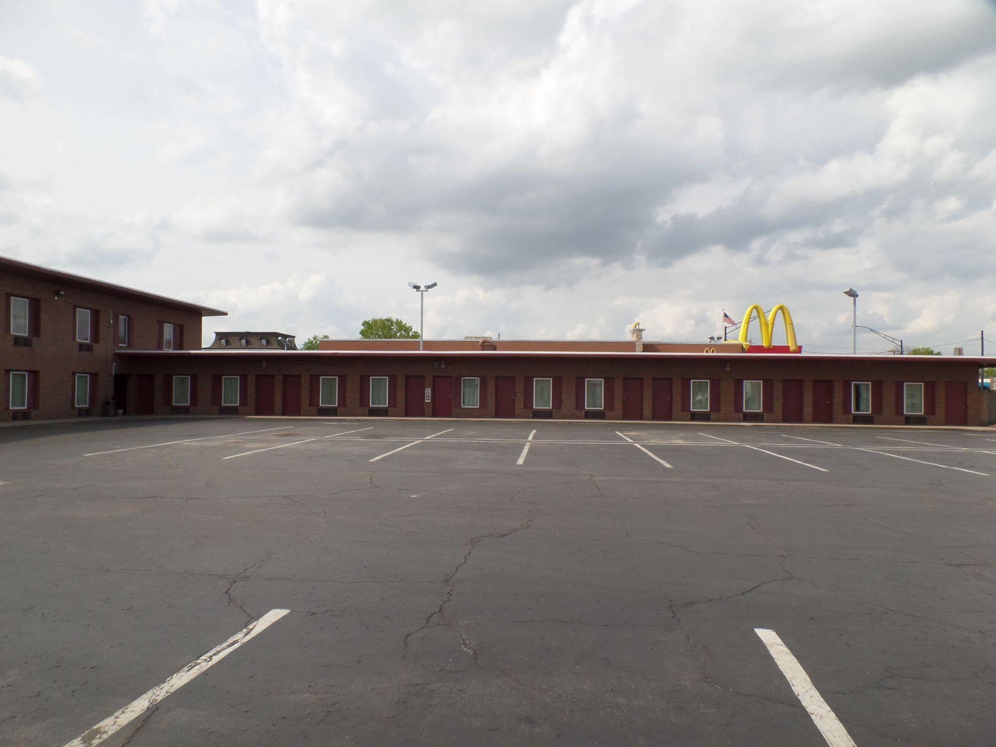 Executive Inn Chillicothe Exterior photo